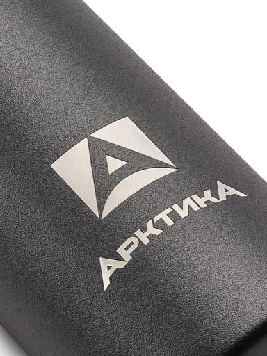 Термокружка «Арктика» чёрная текстурная, 0.5л fc613d5469b993e4b930cffb47614545_705_500chernyi_4_min.jpg